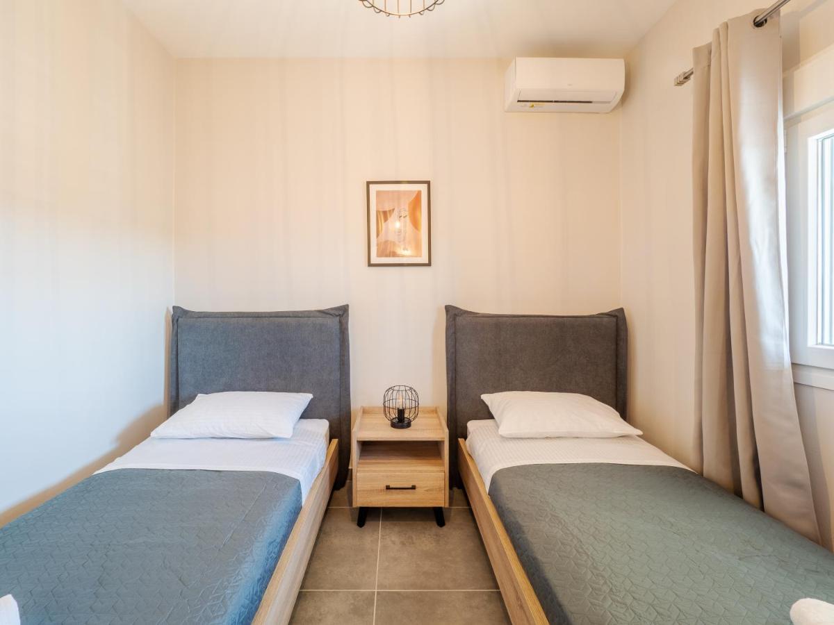 M&K - Maria'S Stylish Apartment Near Alykes Beach Corfu  Exterior photo