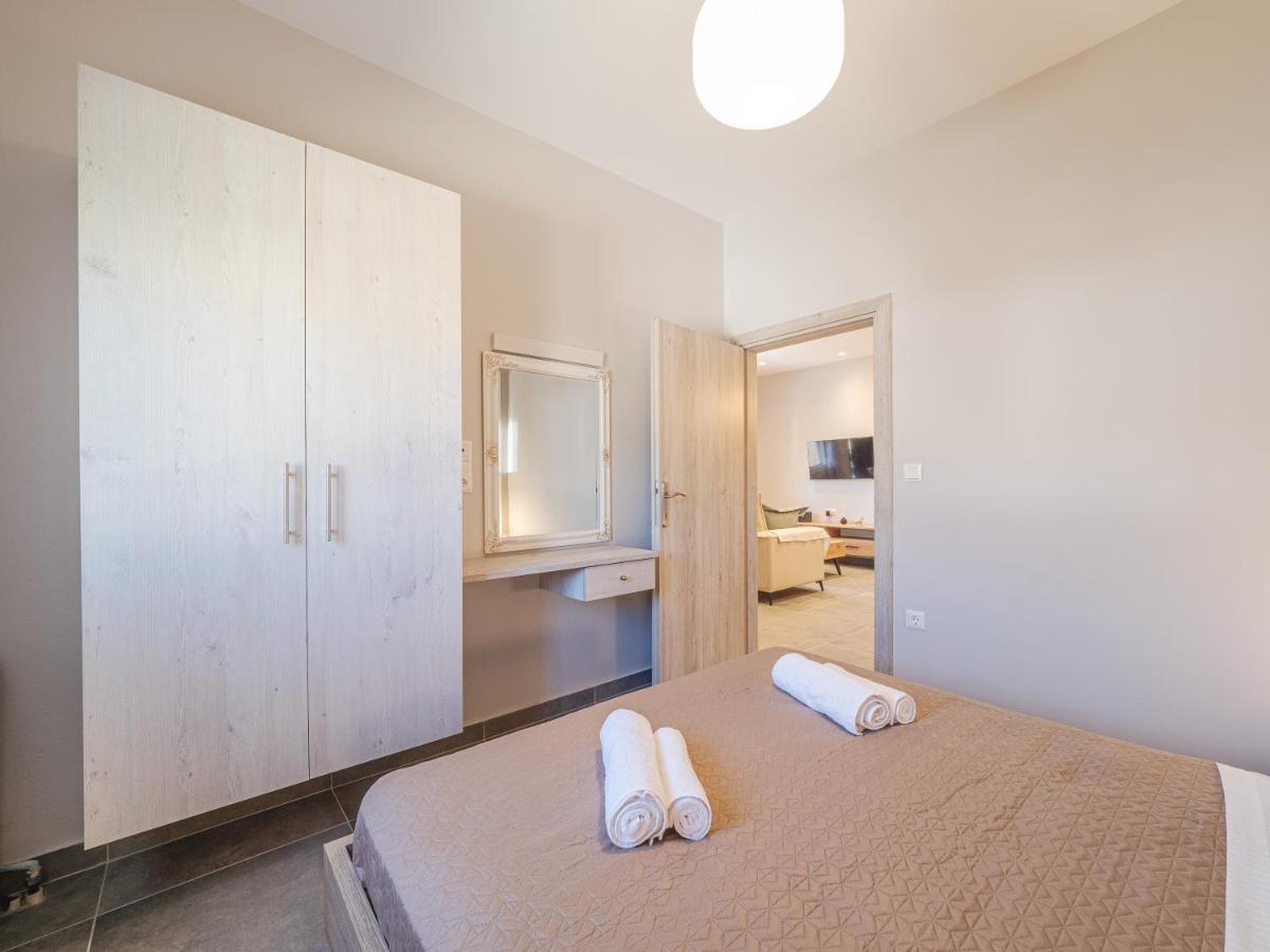 M&K - Maria'S Stylish Apartment Near Alykes Beach Corfu  Exterior photo