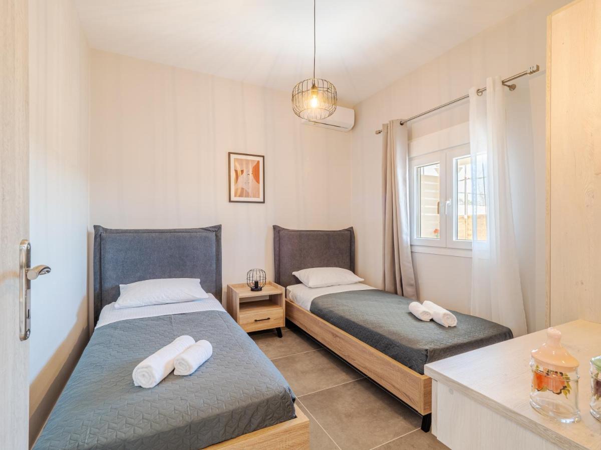 M&K - Maria'S Stylish Apartment Near Alykes Beach Corfu  Exterior photo