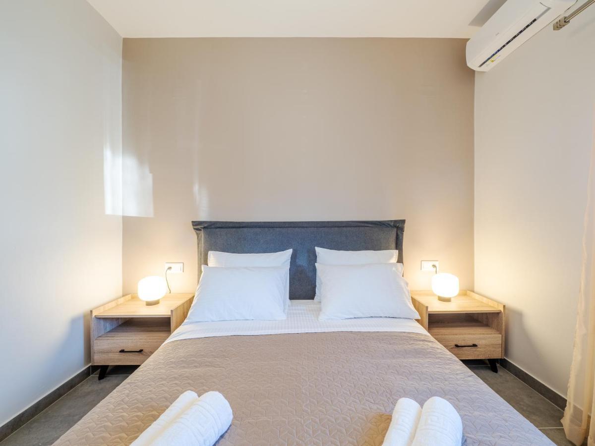 M&K - Maria'S Stylish Apartment Near Alykes Beach Corfu  Exterior photo