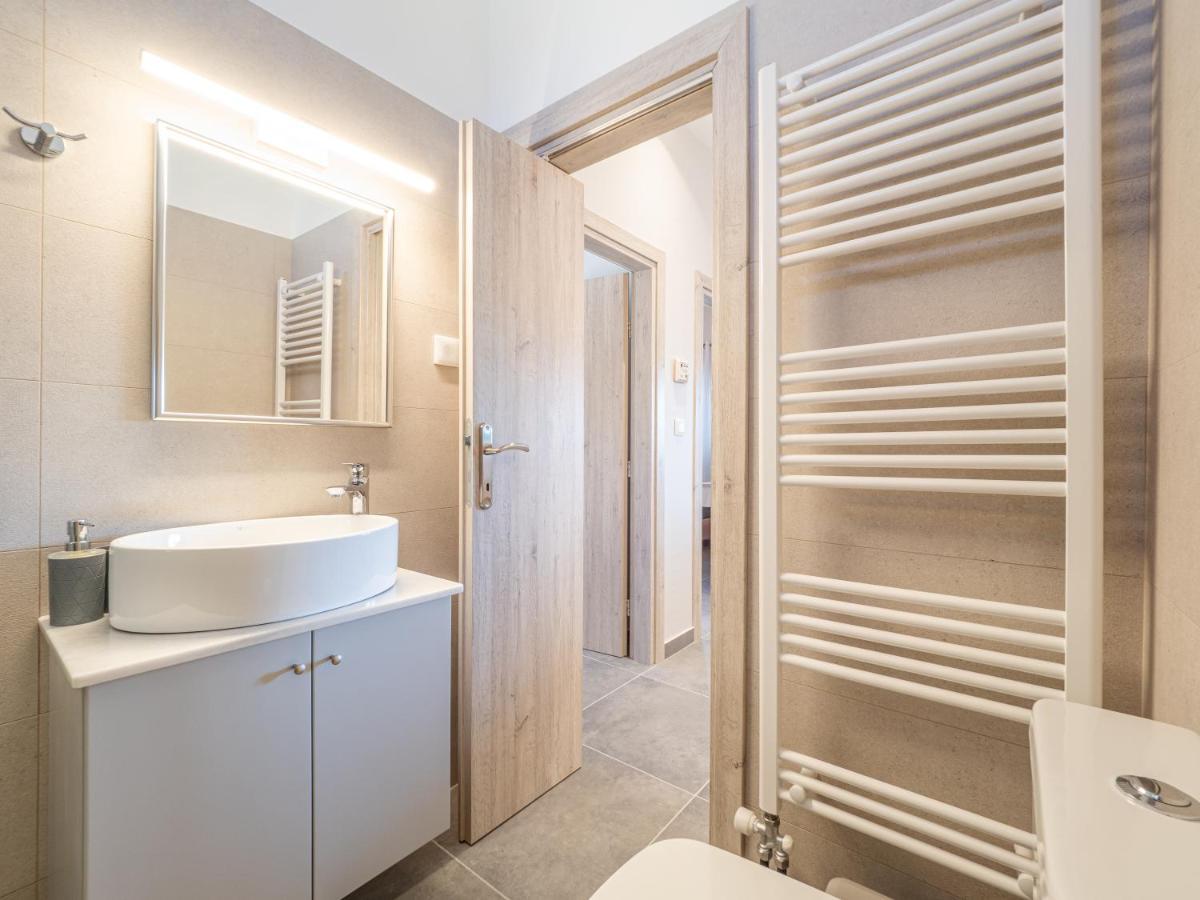 M&K - Maria'S Stylish Apartment Near Alykes Beach Corfu  Exterior photo
